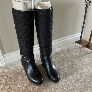 Michael Kors tall quilted side zipper wedge like new boots. Check out the sole!